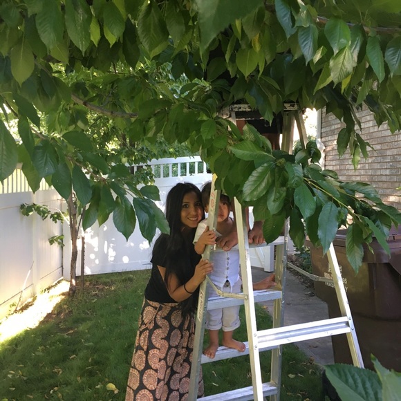 Meet your Posher, Mckenna - Picture 1 of 1